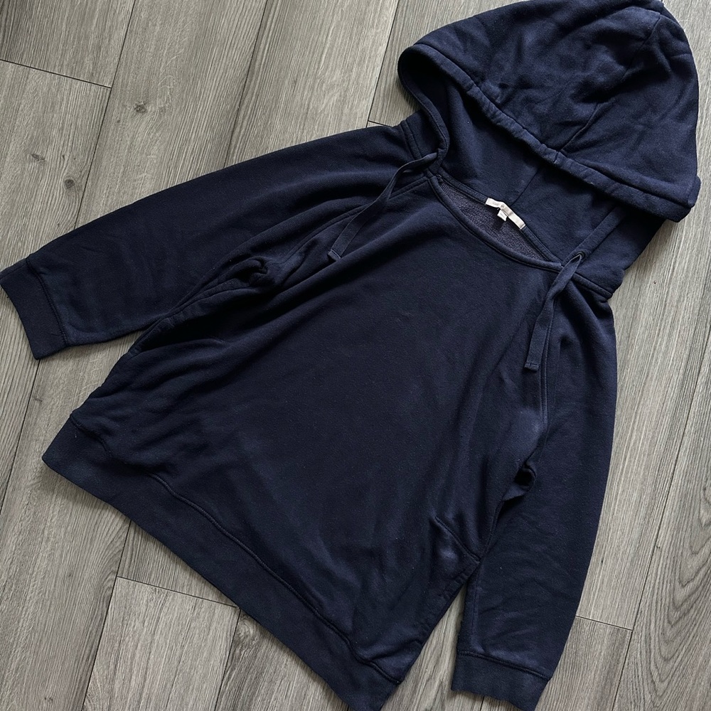 GAP Navy Hooded Sweatshirt (US L)